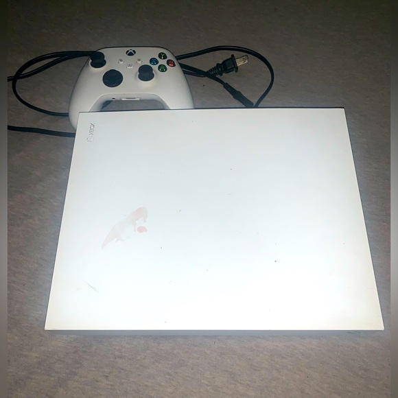xbox one x [1T storage]